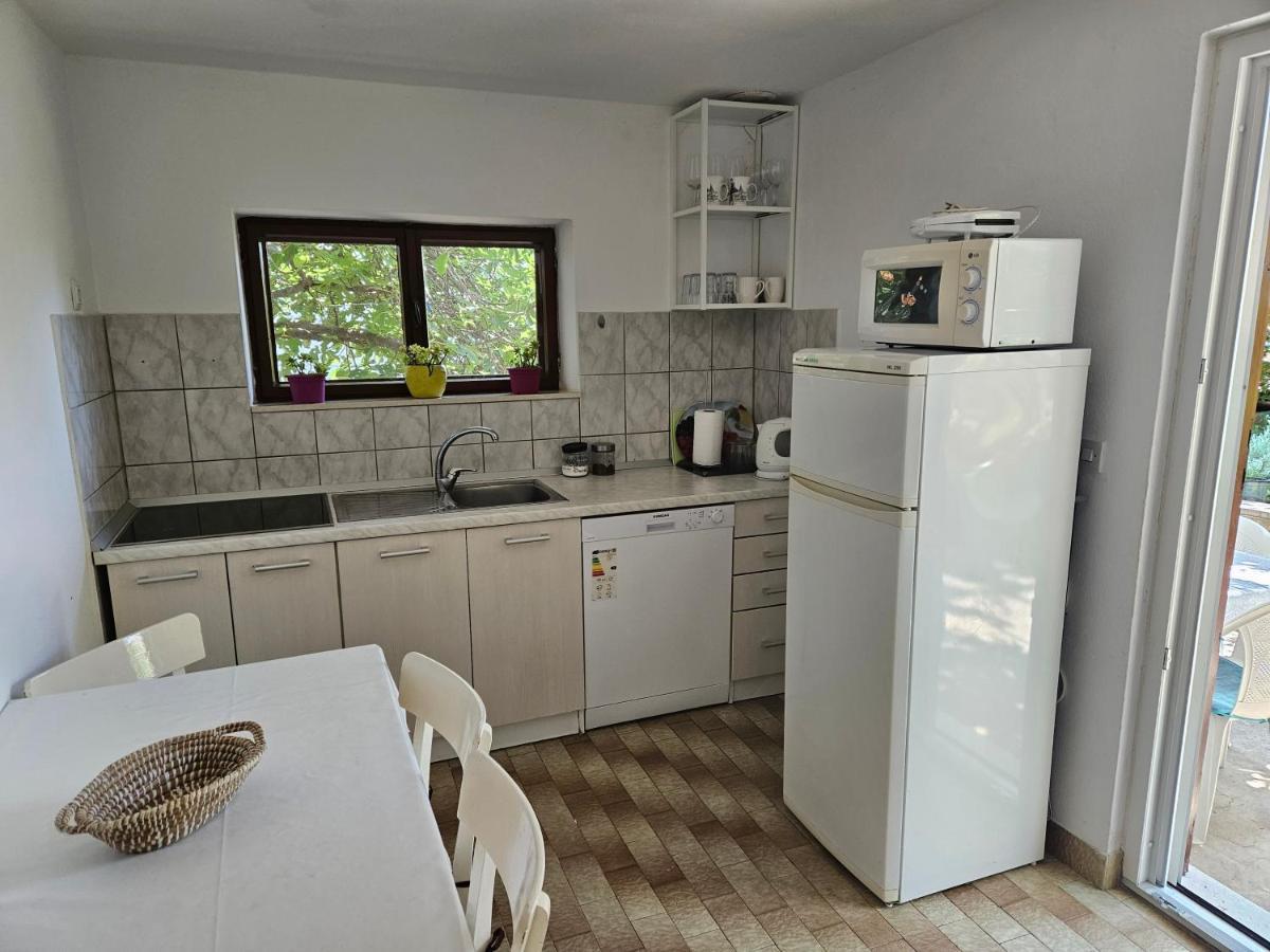 Apartment Ema Trogir Exteriör bild