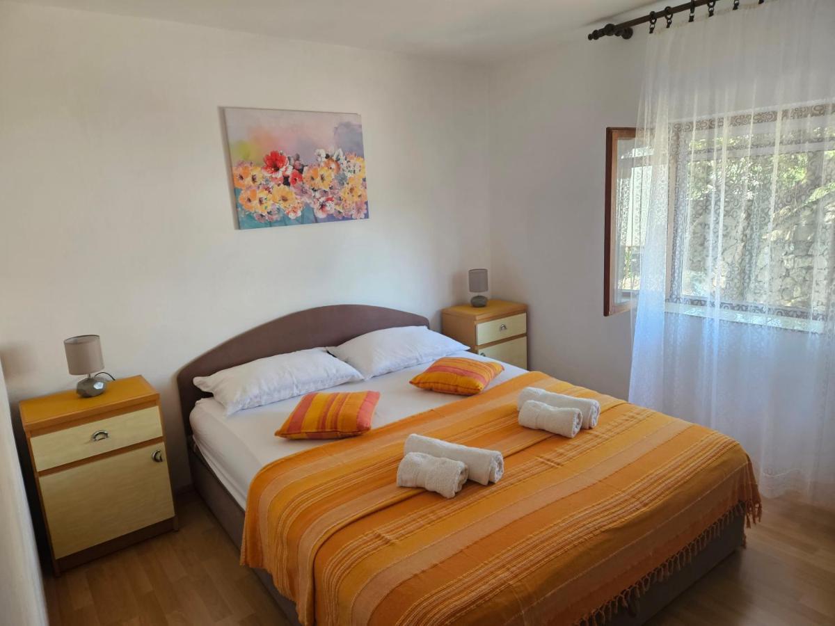 Apartment Ema Trogir Exteriör bild