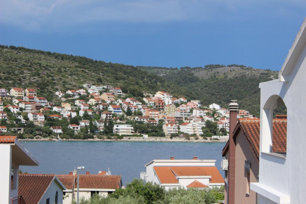 Apartment Ema Trogir Rum bild